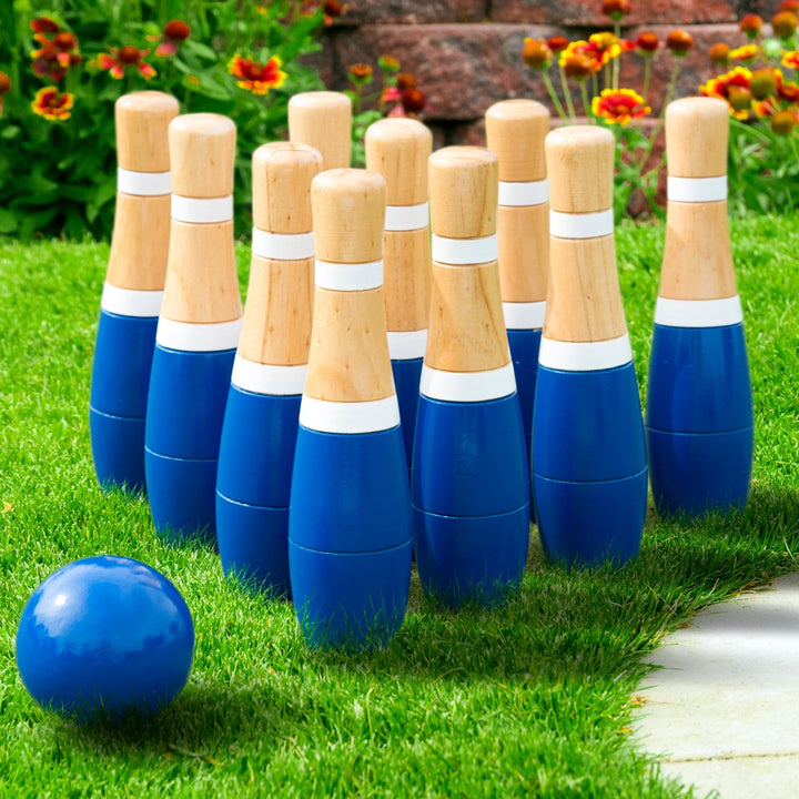 Set of 2 Outdoor Games Lawn Bowling Game and 6-Pack Large Dice