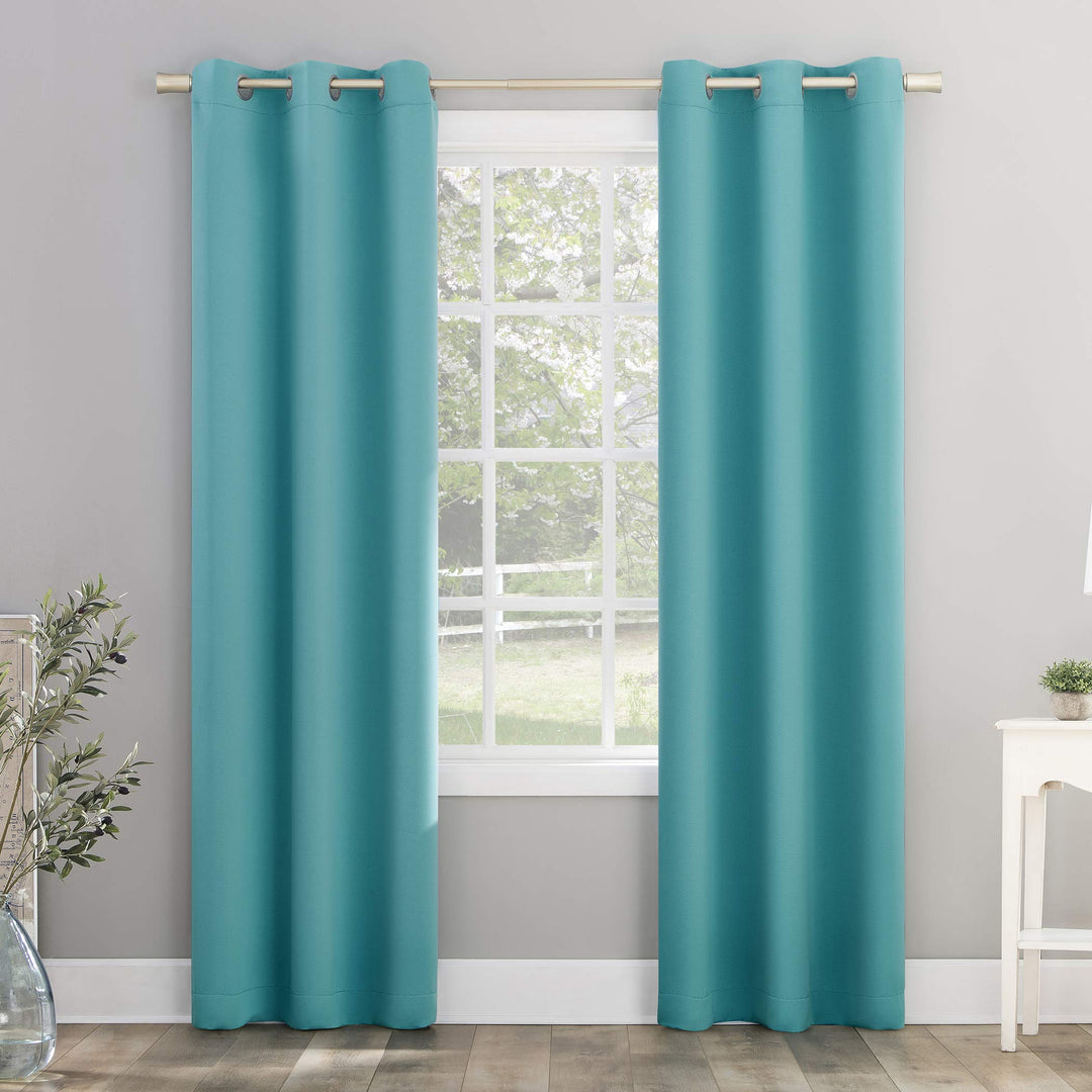 Sun Zero Riley Kids Bedroom Blackout Grommet Curtain Panel, 40" x 95", Surf Blue