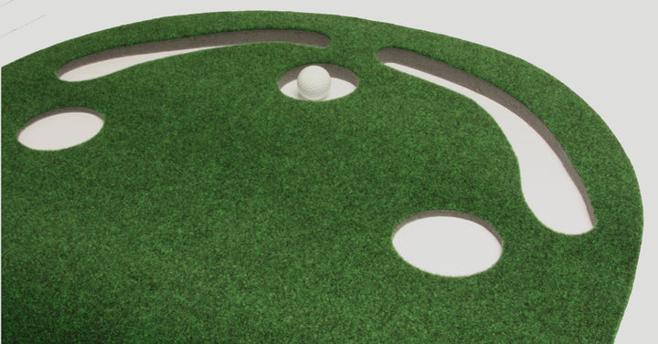 Putt-A-Bout Grassroots Par Three Putting Green (9-feet x