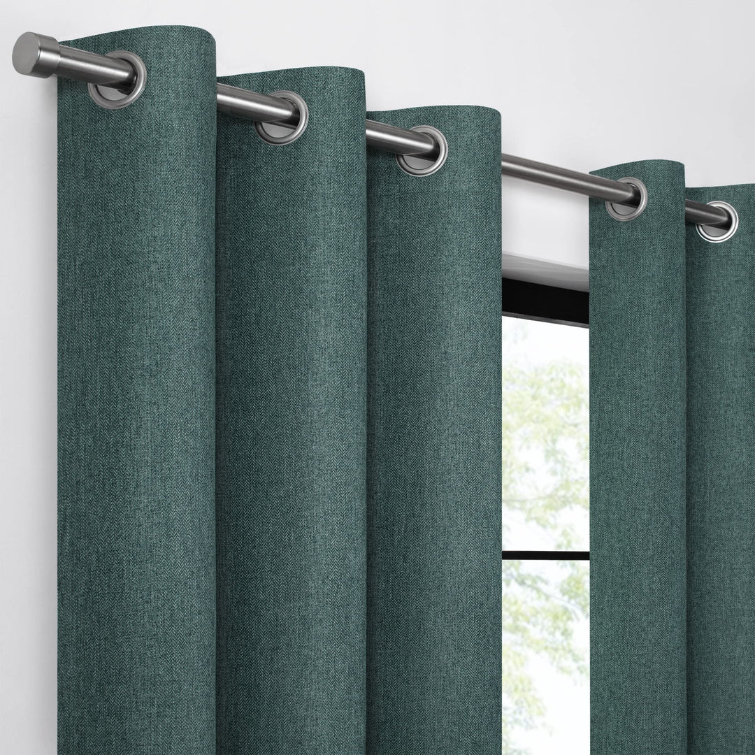 Eclipse Welwick Magnitech 100% Blackout Curtain, Grommet Window Curtain Panel, Seamless Magnetic Closure for Bedroom, Living Room or Nursery, 84 in long x 40 in wide, (1 Panel), Teal